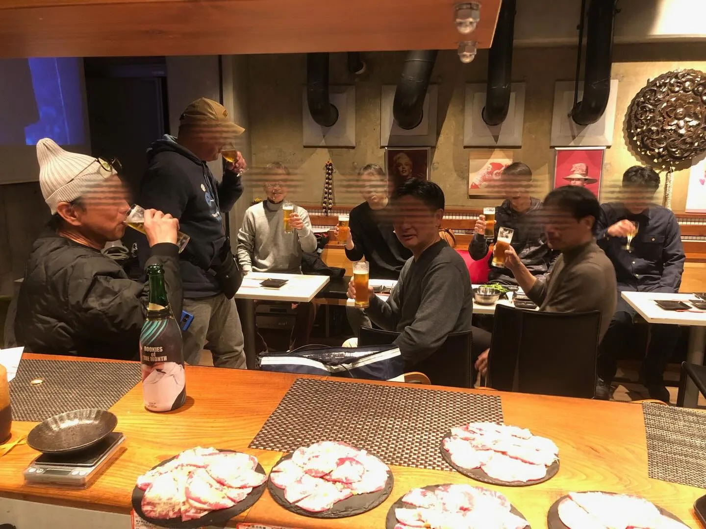 昨晩は、20年来のテニス友達が当店にて忘年会を開催して頂きま...